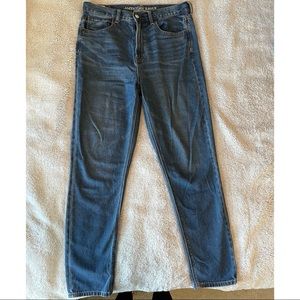 American Eagle Mom Jeans